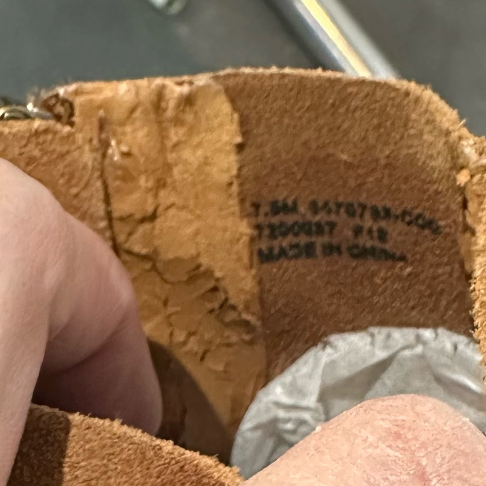 FRYE AND CO Brown Ankle Boots with Zipper and Stacked Heel - Picture 7 of 7